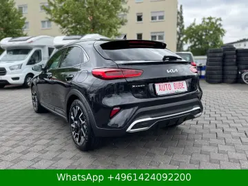 KIA XCeed Platinum Edition AHK ACC PANO JBL KAMERA