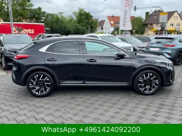 KIA XCeed Platinum Edition AHK ACC PANO JBL KAMERA