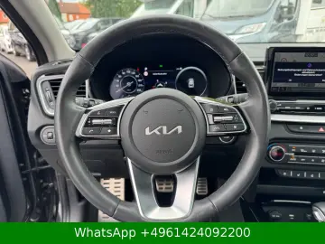 KIA XCeed Platinum Edition AHK ACC PANO JBL KAMERA