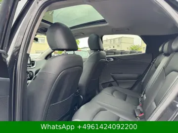 KIA XCeed Platinum Edition AHK ACC PANO JBL KAMERA