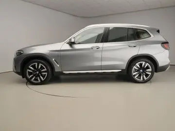 BMW X3 xDrive30e   LED   navi   Schiebedach   Sports