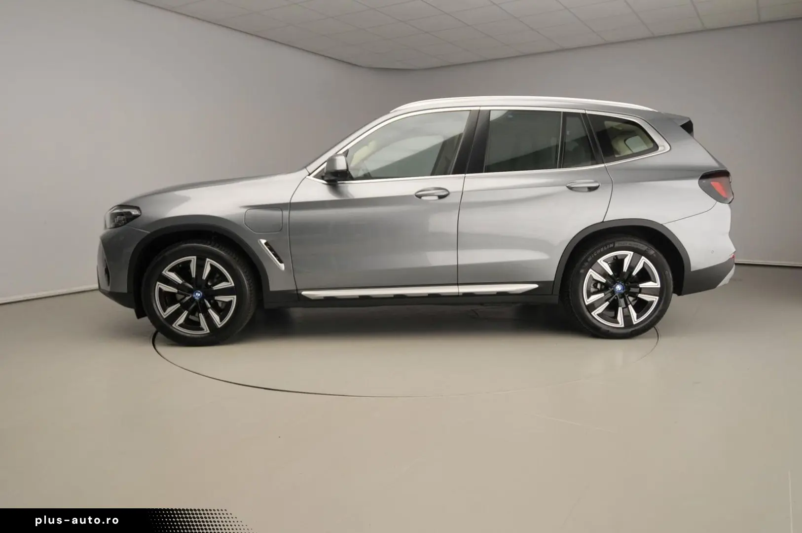 BMW X3 xDrive30e   LED   navi   Schiebedach   Sports
