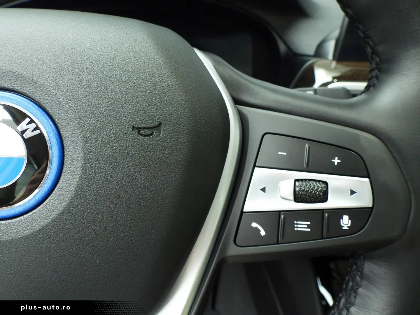 BMW X3 xDrive30e   LED   navi   Schiebedach   Sports