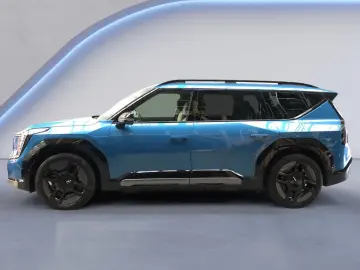 KIA EV9 99kWh AWD GTLine Launch  -24%  7S