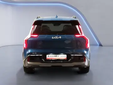 KIA EV9 99kWh AWD GTLine Launch  -24%  7S