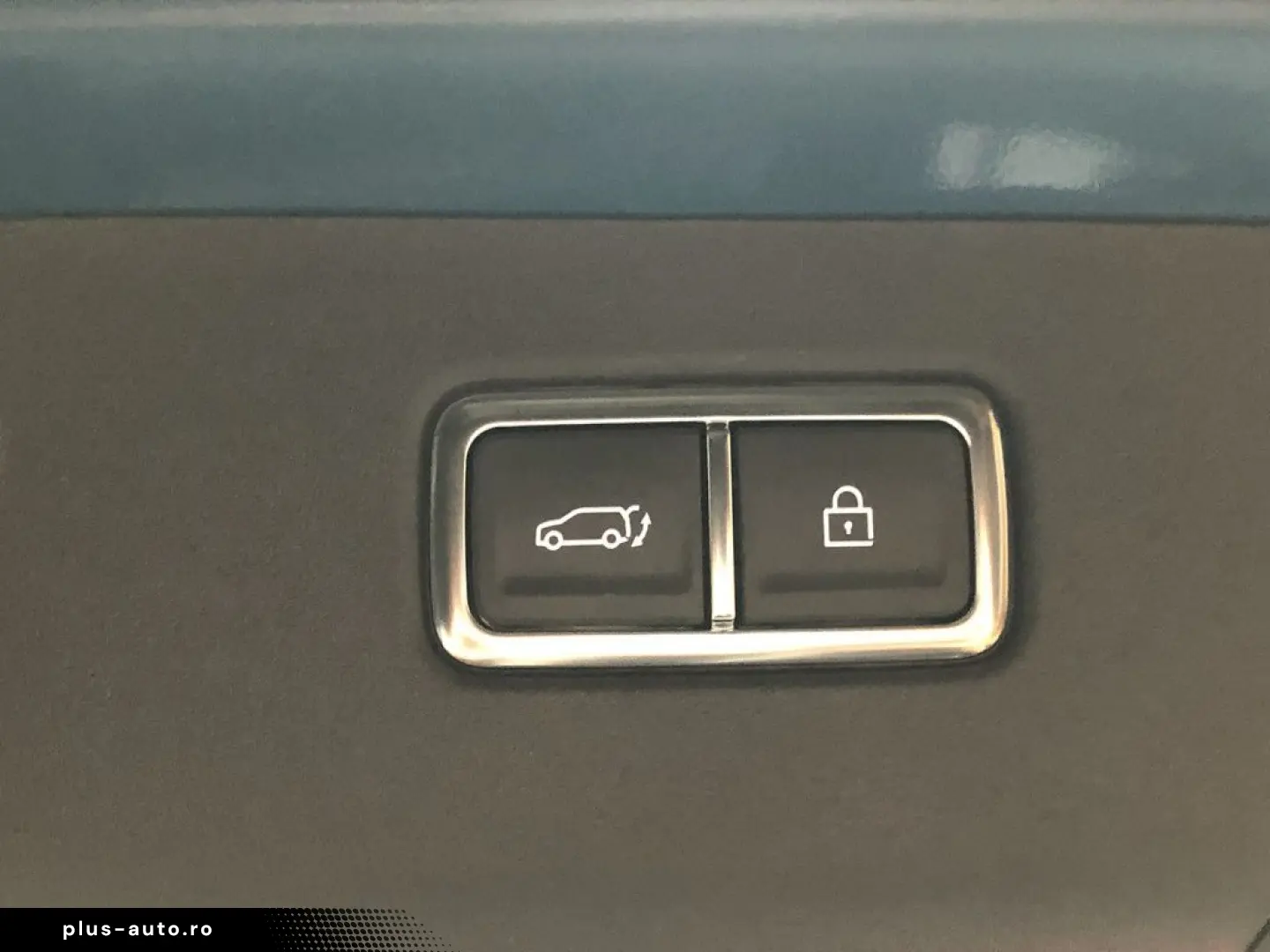 KIA EV9 99kWh AWD GTLine Launch  -24%  7S