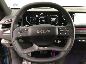 KIA EV9 99kWh AWD GTLine Launch  -24%  7S