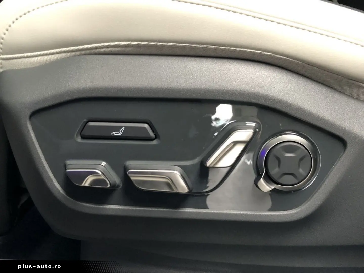 KIA EV9 99kWh AWD GTLine Launch  -24%  7S