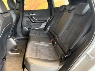 BMW X1 25 e xDr M SPORT LEDer AL SPUR KAM STANDKLIMA