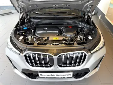 BMW X1 25 e xDr M SPORT LEDer AL SPUR KAM STANDKLIMA