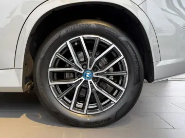 BMW X1 25 e xDr M SPORT LEDer AL SPUR KAM STANDKLIMA