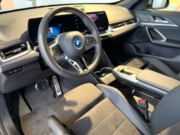 BMW X1 25 e xDr M SPORT LEDer AL SPUR KAM STANDKLIMA
