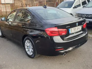 BMW Seria 3 318d xDrive Advantage