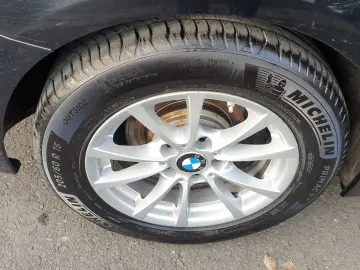 BMW Seria 3 318d xDrive Advantage