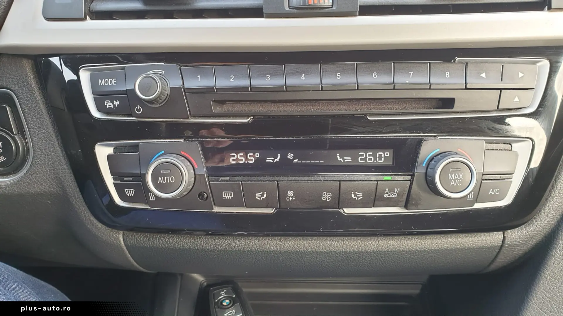 BMW Seria 3 318d xDrive Advantage