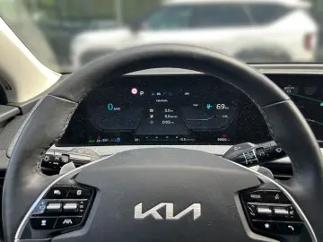 KIA EV6 Elektro 58 kWh 2WD   360  Kamera   Navi   Si