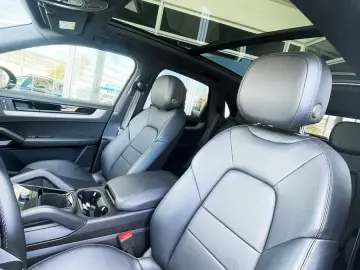 PORSCHE Cayenne E-Hybrid Panorama 360 -Kamera Soft Close