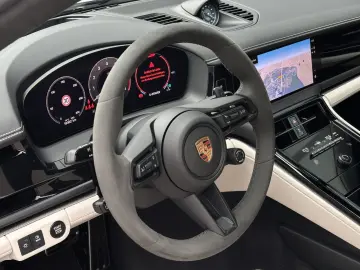 PORSCHE Panamera 4S E-Hybrid PANO BOSE Soft-Close