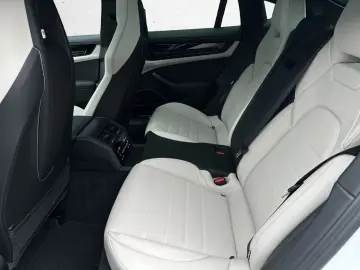 PORSCHE Panamera 4S E-Hybrid PANO BOSE Soft-Close