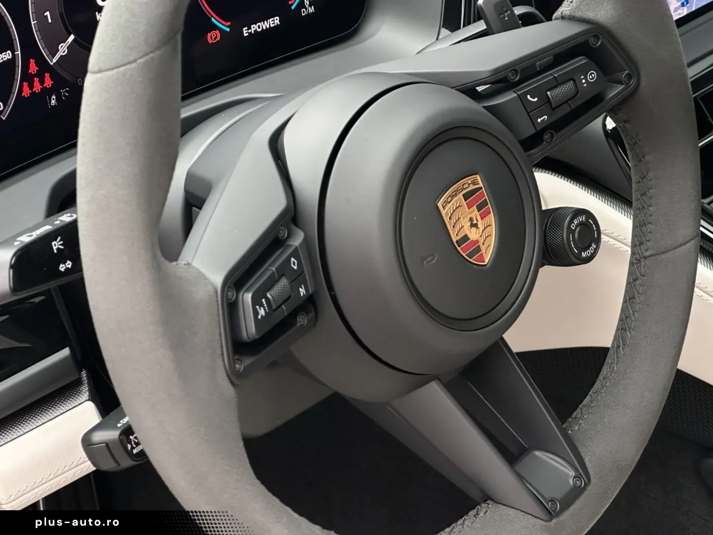 PORSCHE Panamera 4S E-Hybrid PANO BOSE Soft-Close
