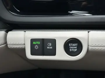 PORSCHE Panamera 4S E-Hybrid PANO BOSE Soft-Close