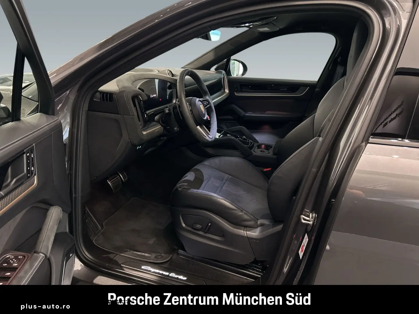 PORSCHE Cayenne Turbo E-Hybrid Coupe mit GT-Paket LED