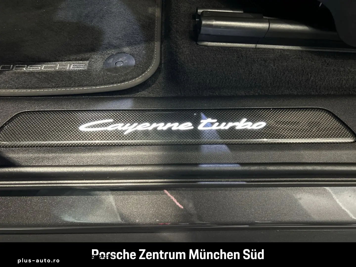 PORSCHE Cayenne Turbo E-Hybrid Coupe mit GT-Paket LED