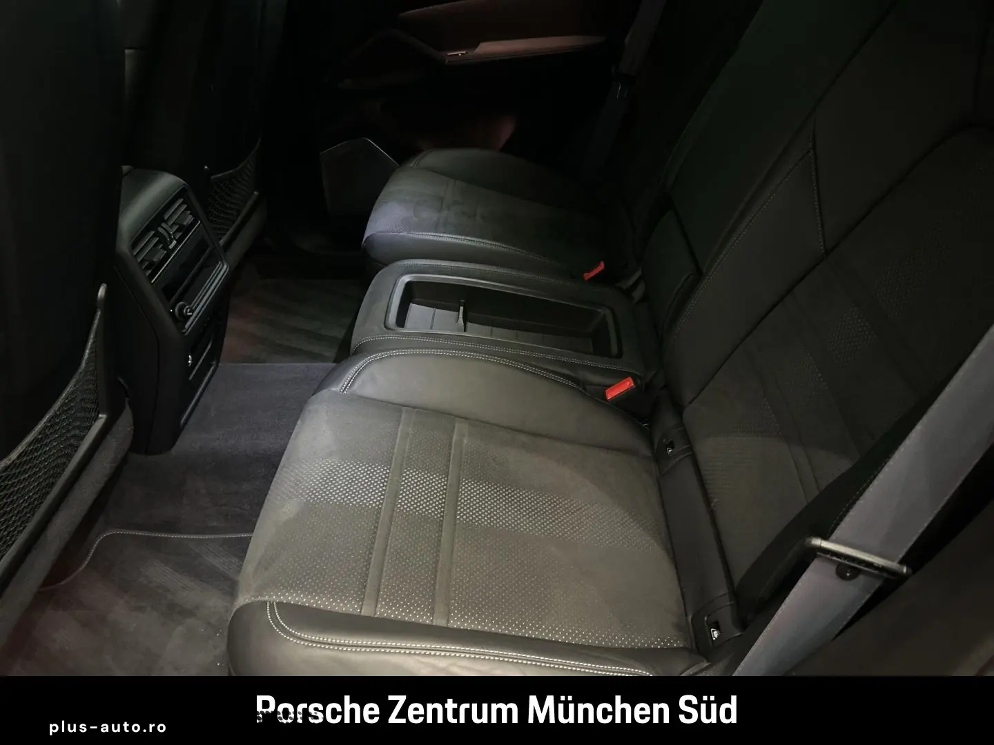 PORSCHE Cayenne Turbo E-Hybrid Coupe mit GT-Paket LED