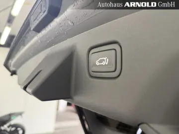 KIA EV3 81.4 kWh EARTH WP 360  19  H&K el-Klappe LED
