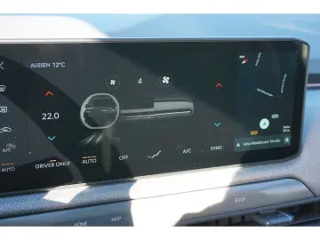 KIA EV3 58 3 kWh EARTH Navi LED Kamera ACC