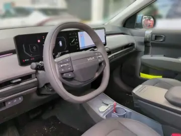 KIA EV3 Earth 81 4kWh 360  Kamera 19