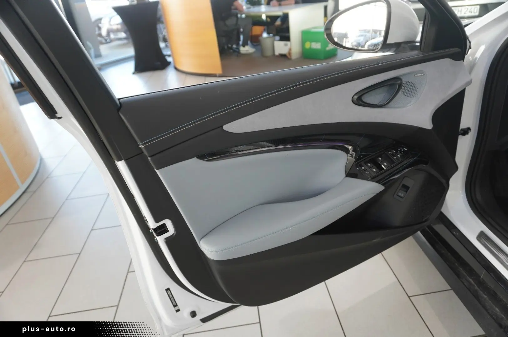 BYD SEAL RWD DESIGN 82 5 KWH NAVI LED SPORT PANO. SH