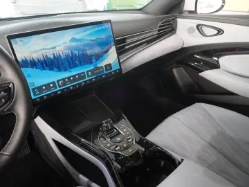 BYD SEAL RWD DESIGN 82 5 KWH NAVI LED SPORT PANO. SH