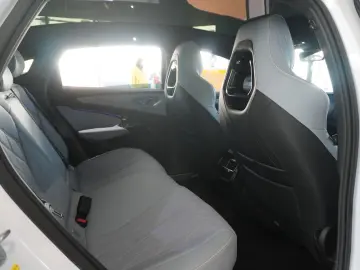 BYD SEAL RWD DESIGN 82 5 KWH NAVI LED SPORT PANO. SH
