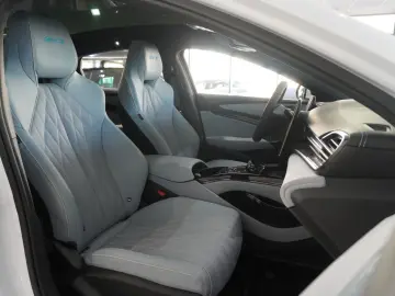BYD SEAL RWD DESIGN 82 5 KWH NAVI LED SPORT PANO. SH