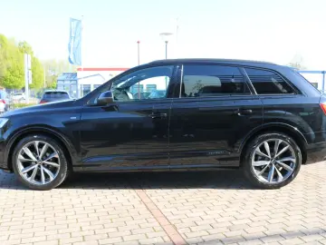 AUDI Q7 50 TDI quattro S line B&O