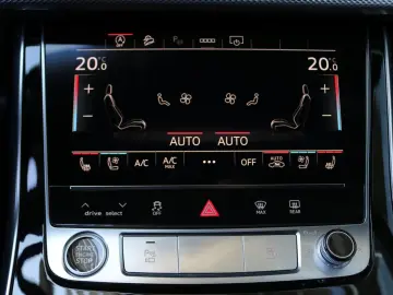 AUDI Q7 50 TDI quattro S line B&O