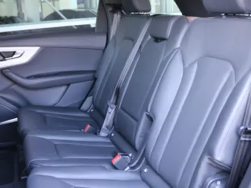 AUDI Q7 50 TDI quattro S line B&O