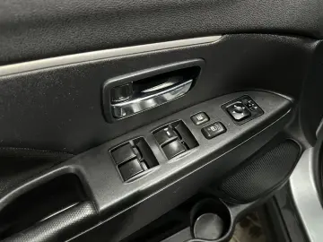 Mitsubishi ASX 2011 E5 •4x4•