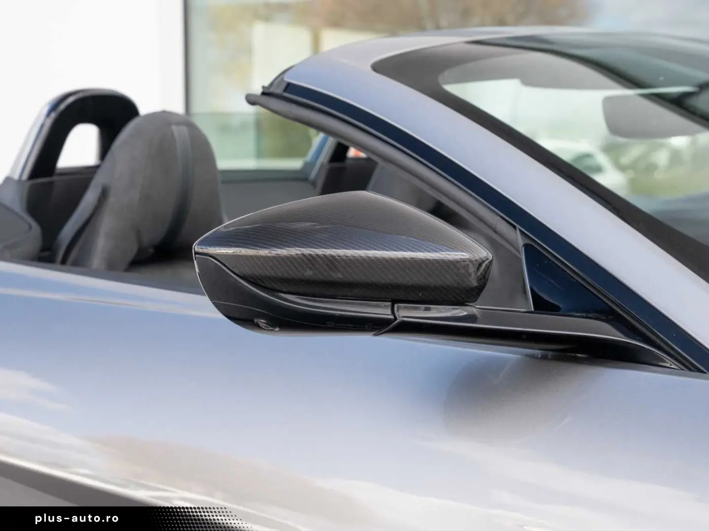 ASTON MARTIN V8 Vantage Roadster F1 Edition Q Special Farbe