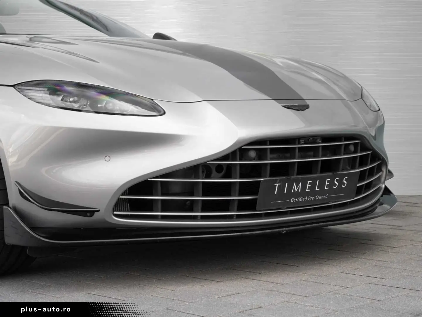 ASTON MARTIN V8 Vantage Roadster F1 Edition Q Special Farbe