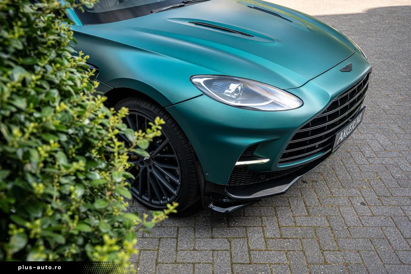 ASTON MARTIN DBX707 Ceramic Brakes   23 Inch   4x Vent.Seats