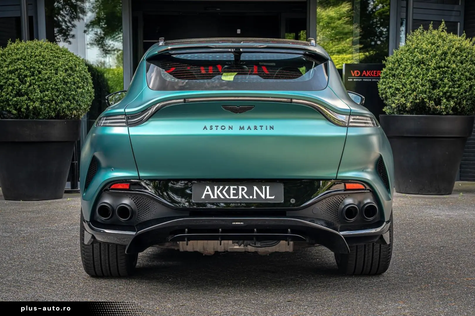 ASTON MARTIN DBX707 Ceramic Brakes   23 Inch   4x Vent.Seats