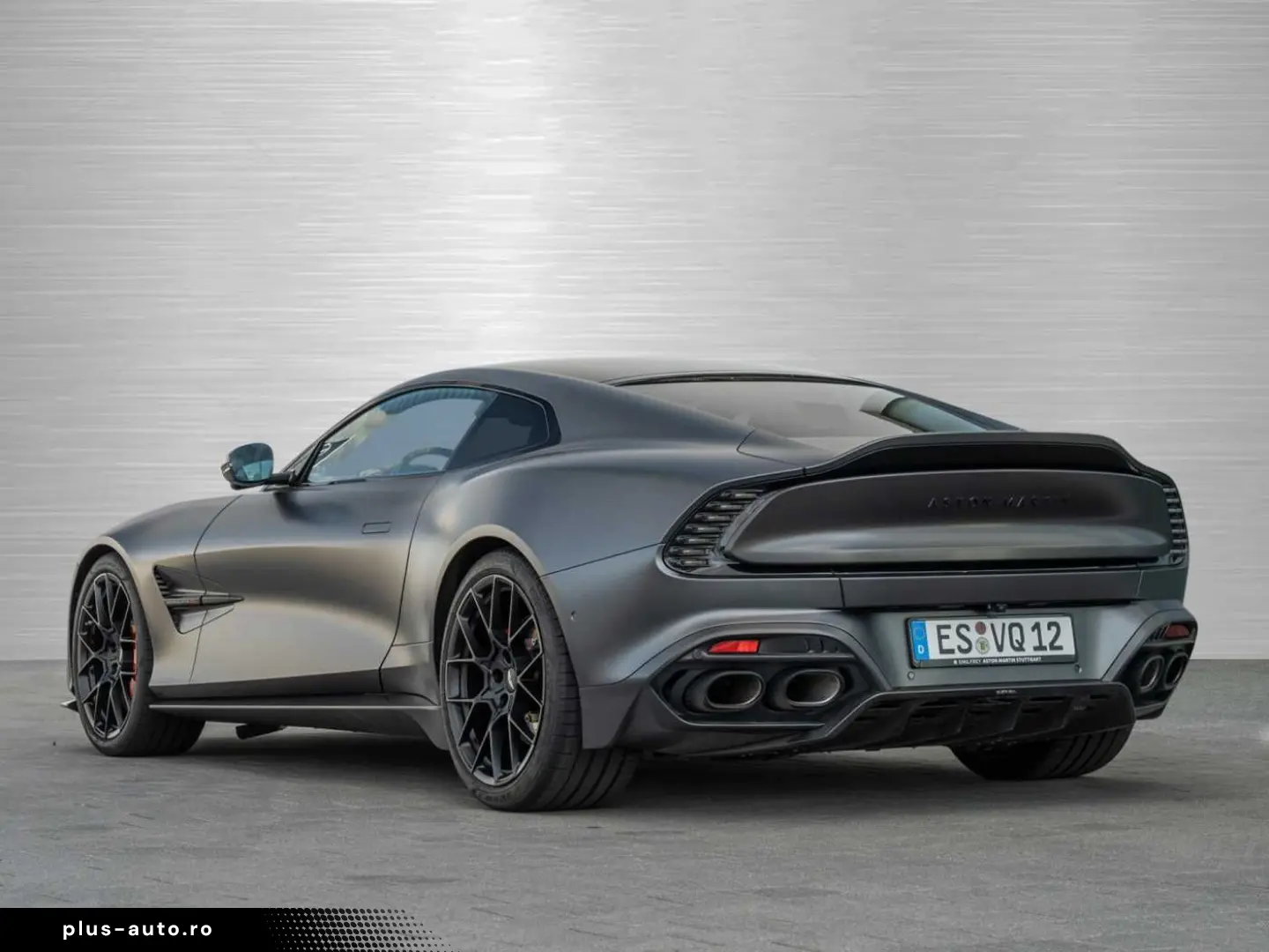 ASTON MARTIN Vanquish