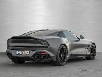 ASTON MARTIN Vanquish