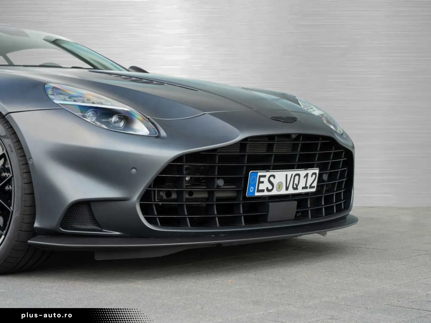 ASTON MARTIN Vanquish