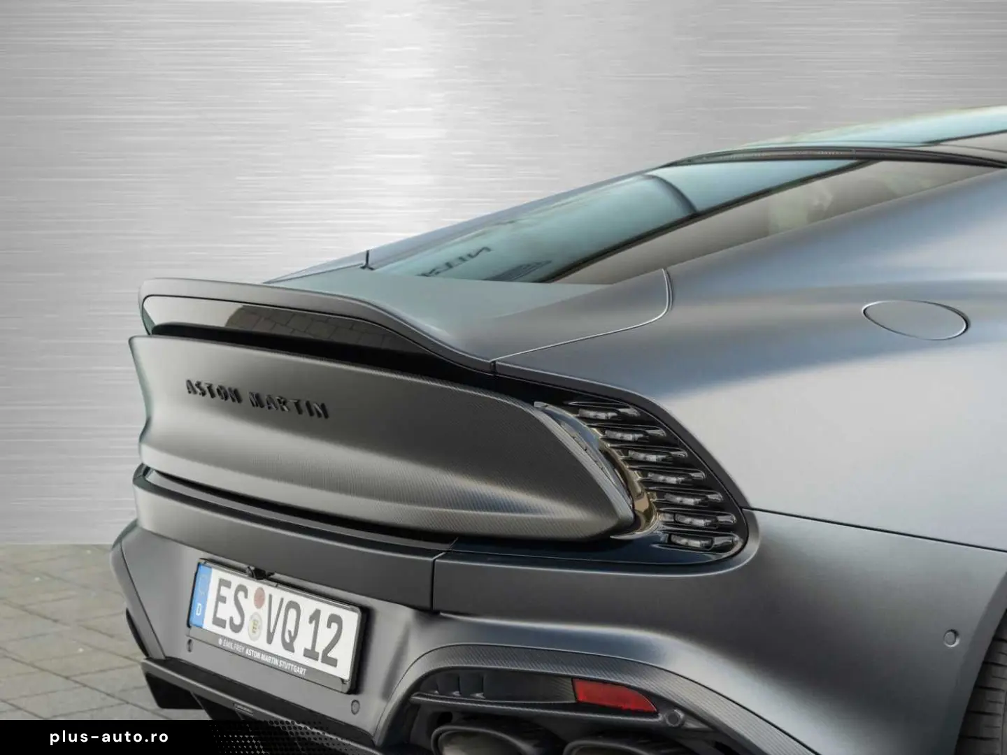 ASTON MARTIN Vanquish