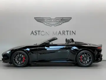 ASTON MARTIN Roadster