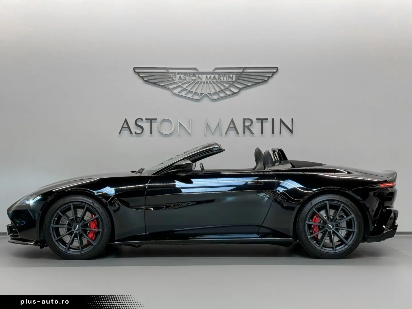 ASTON MARTIN Roadster