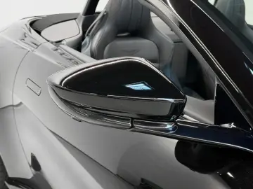 ASTON MARTIN Roadster